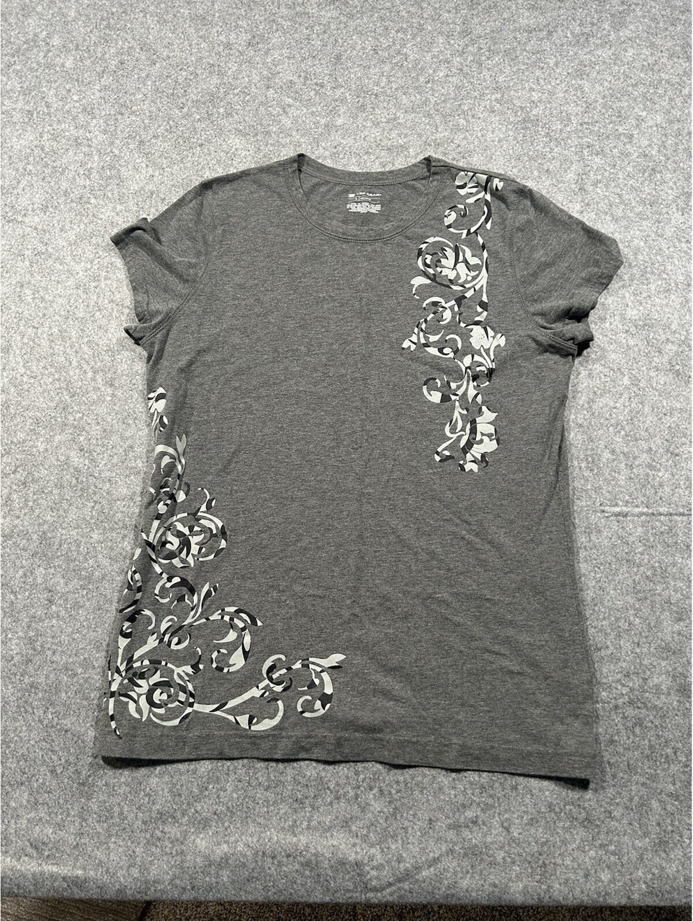 womens Large Floral Print t shirt